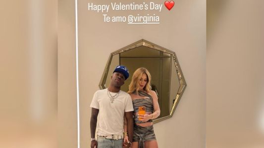 Data comemorativa em grande parte do mundo foi especial para o casal, com direito a dedicatória em gol, publicação nas redes e presente de luxo