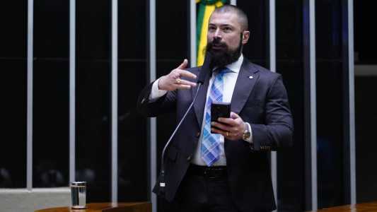 Bolsonarista, Bilynskyj fez críticas à política armamentista do governo Lula