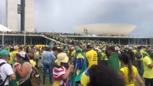 Bolsonaristas depredaram o Congresso Nacional neste domingo