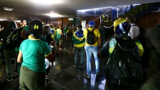 Bolsonaristas invadiram e depredaram prédio do Congresso Nacional no domingo (8)
