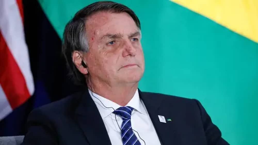 Bolsonaro apresenta queixa-crime contra Lula por injúria e difamação no STF