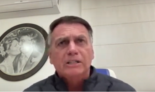 Bolsonaro diz não buscar anistia para si e nega ter pedido 'tarifaço' contra o Brasil