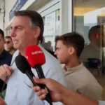Bolsonaro lamenta assassinato de médicos no Rio, ataca Dino e faz relação de Lula com bandidos