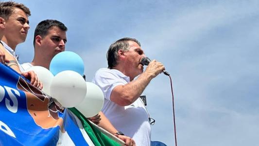 Bolsonaro discursou ao lado de deputados mineiros do PL