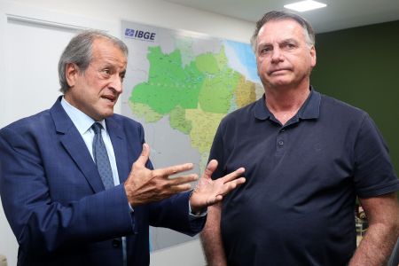 O ex-presidente Bolsonaro e o presidente do PL, Valdemar Costa Neto.