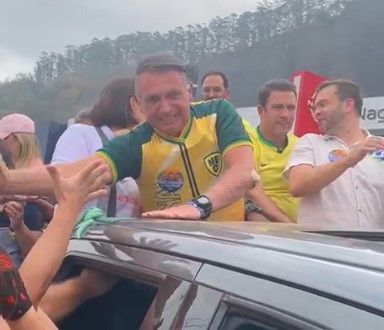 Em Juiz de Fora, Bolsonaro participa de motocarreata e volta ao lugar onde tomou facada em 2018
