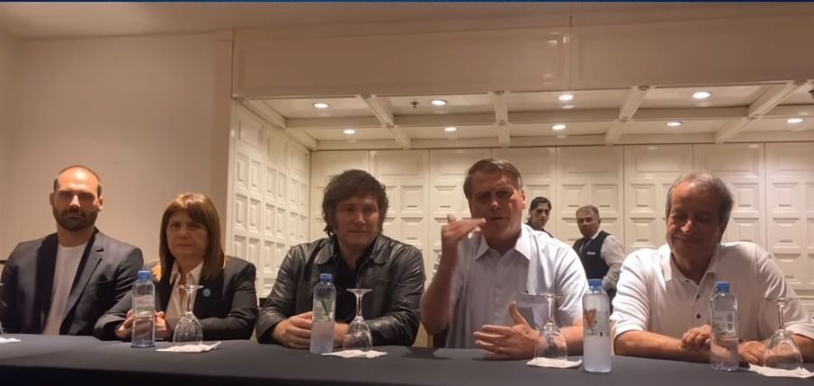 Na Argentina, Jair Bolsonaro se reúne com Milei e Macri