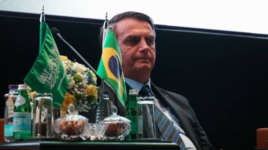 Bolsonaro recebeu presentes de autoridades da Arábia Saudita durante viagem oficial