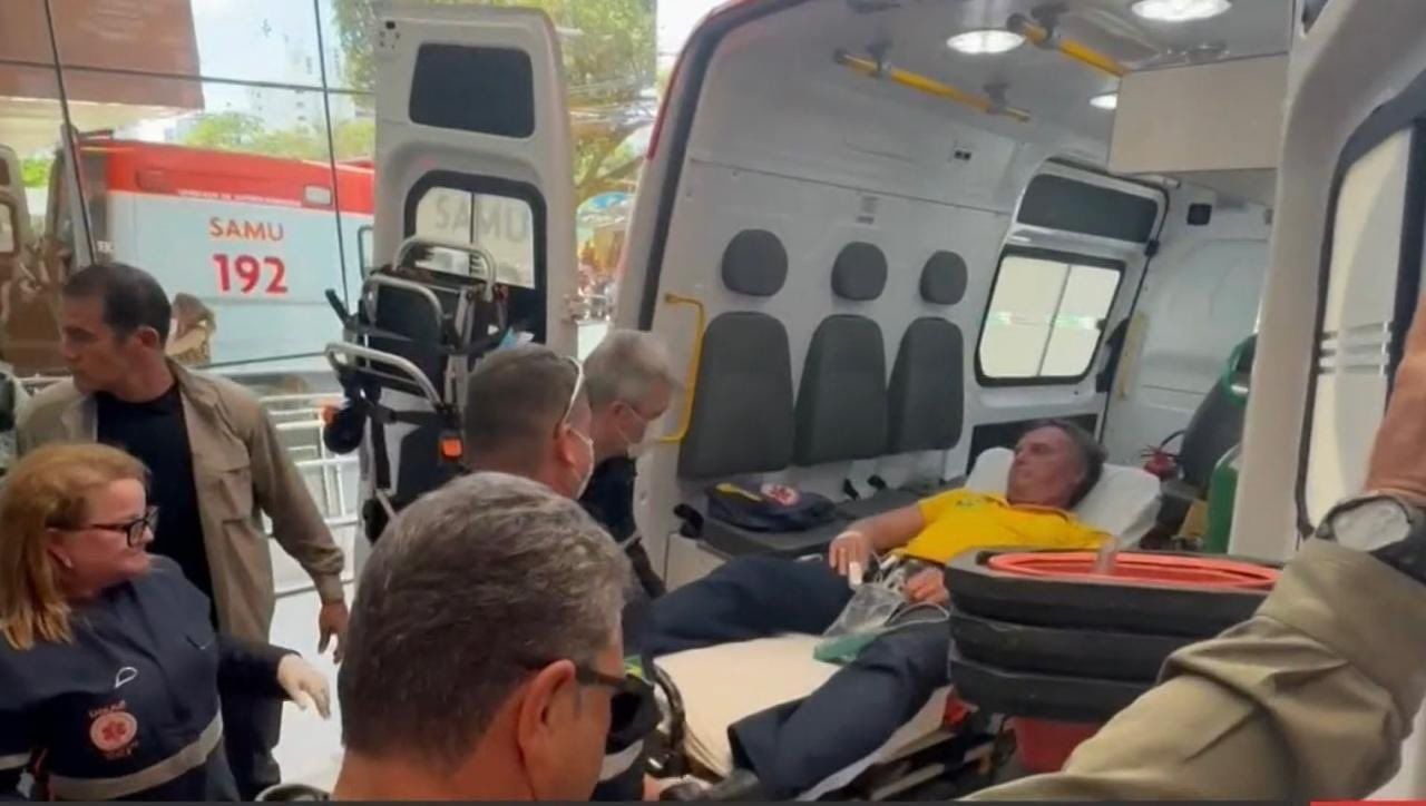 Padilha posta foto de Bolsonaro no SAMU e alfineta: ‘Serviço criado por Lula’