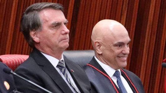 Bolsonaro será julgado em ação colocada em pauta pelo presidente do TSE, Alexandre de Moraes