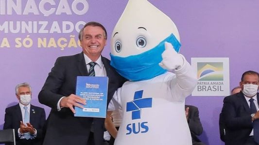 Bolsonaro tem registro de vacinação falsa em São Paulo em 2021