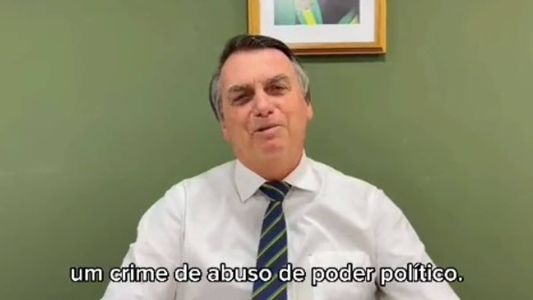Bolsonaro voltou a postar vídeo sobre julgamento no TSE nesta quinta-feira (29)