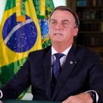Cinco dias após alta, Bolsonaro volta a passar mal e é internado em Brasília