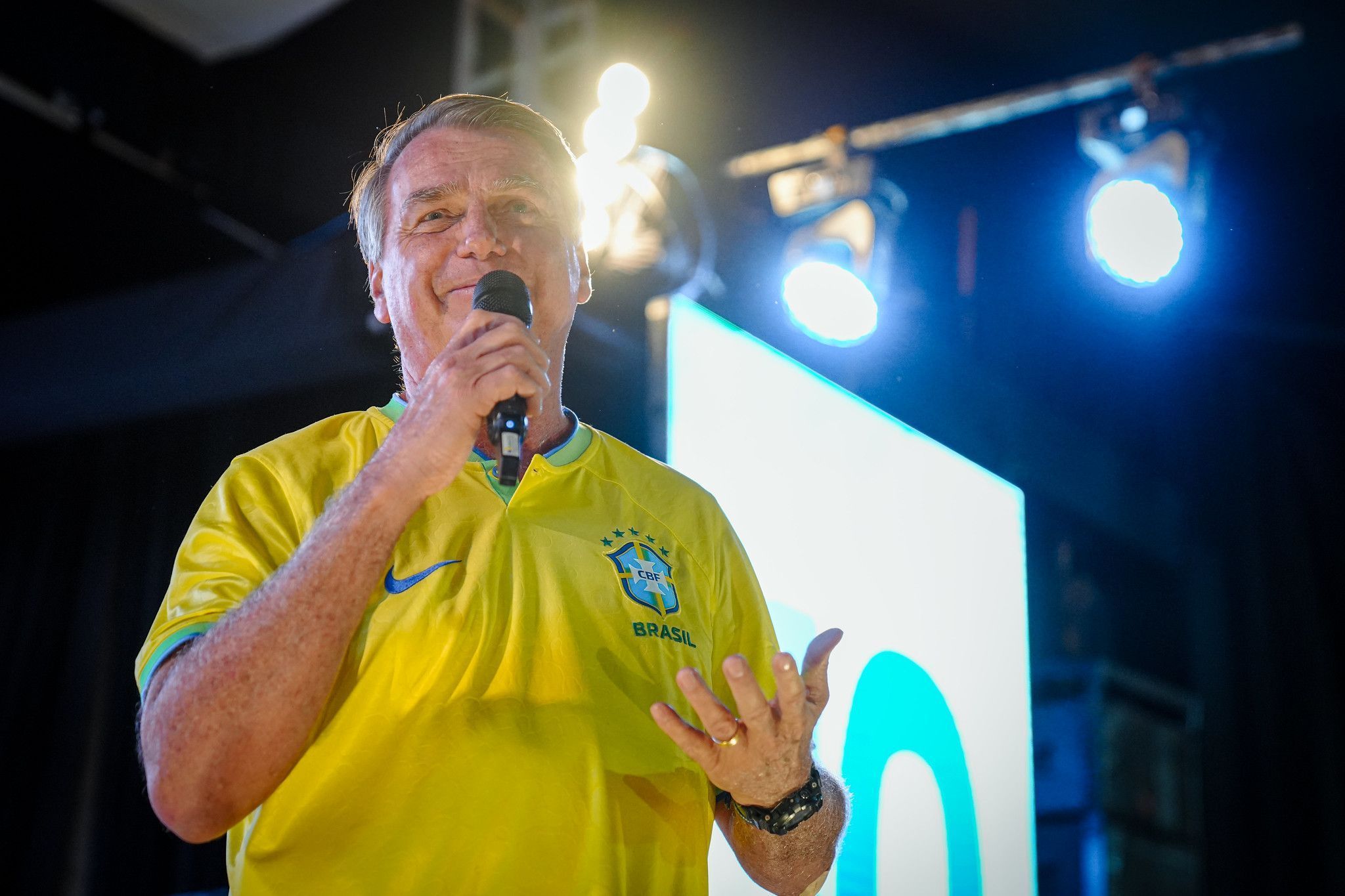 'Querem me destruir por completo', diz Bolsonaro no dia em que PGR entrega alegações finais