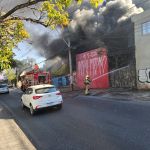 Av. Barão Homem de Melo, em BH, é interditada para combate a incêndio de grande proporção
