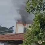 Vídeo: apartamento pega fogo no bairro Caiçara