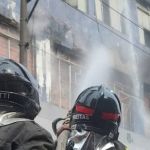 Incêndio atinge galpão de colchões e deixa feridos no Brás, em SP 