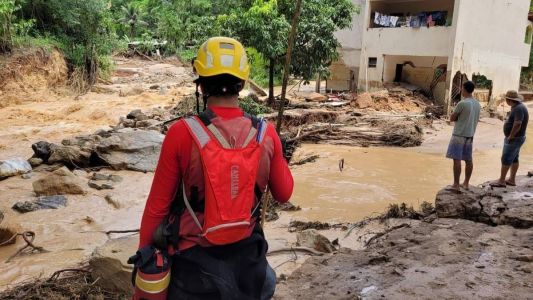 Bombeiros continuam buscas por homem desaparecido em Antônio Dias