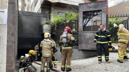 Bombeiros controlaram o incêndio rapidamente