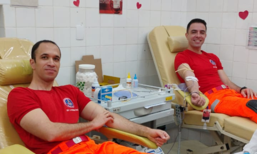 Bombeiros de São João del-Rei doam sangue no Hemonúcleo no município
