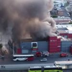 Fumaça preta em BH: veja imagens do incêndio na Avenida Antônio Carlos 