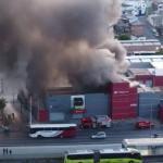 Fumaça preta em BH: veja imagens do incêndio na Avenida Antônio Carlos
