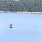 Bombeiros buscam por homem que fazia passeio de caiaque no Lago de Furnas, no Sul de Minas 