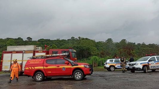 Bombeiros foram acionados nesta manhã