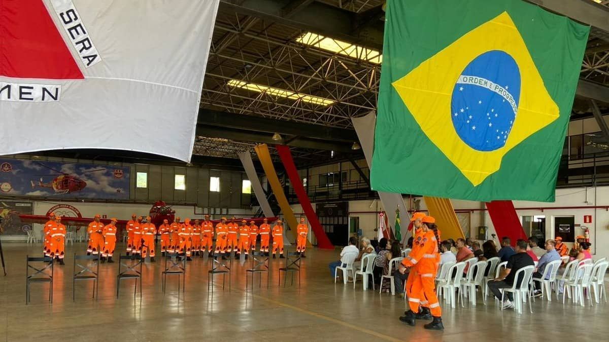 Militares do Corpo de Bombeiros retornam da Turquia: 'missão cumprida'