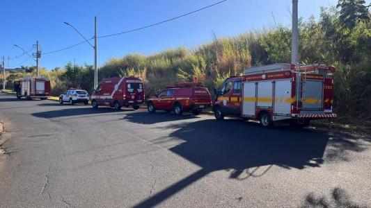 Bombeiros militares, policiais e paramédicos foram deslocados