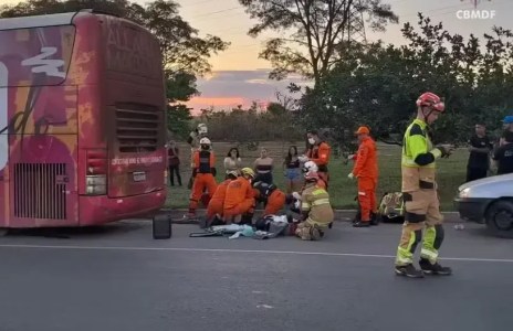 Borracheiro morre esmagado enquanto trocava pneu do ônibus de cantora sertaneja