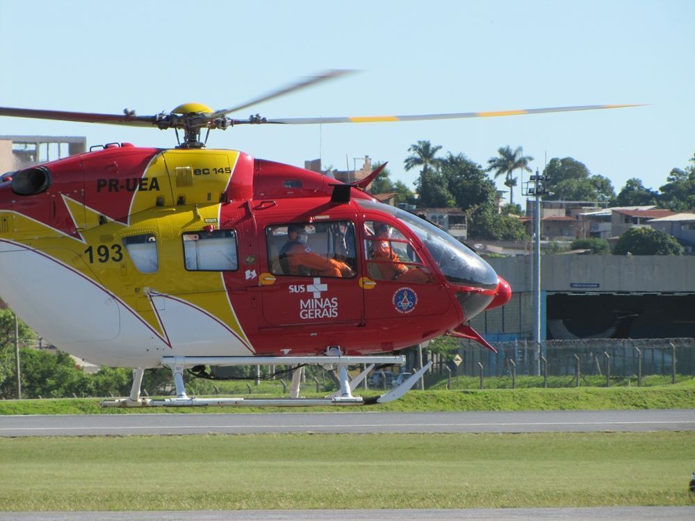 Helicóptero dos Bombeiros é acionado para socorrer duas vítimas de acidente na Grande BH