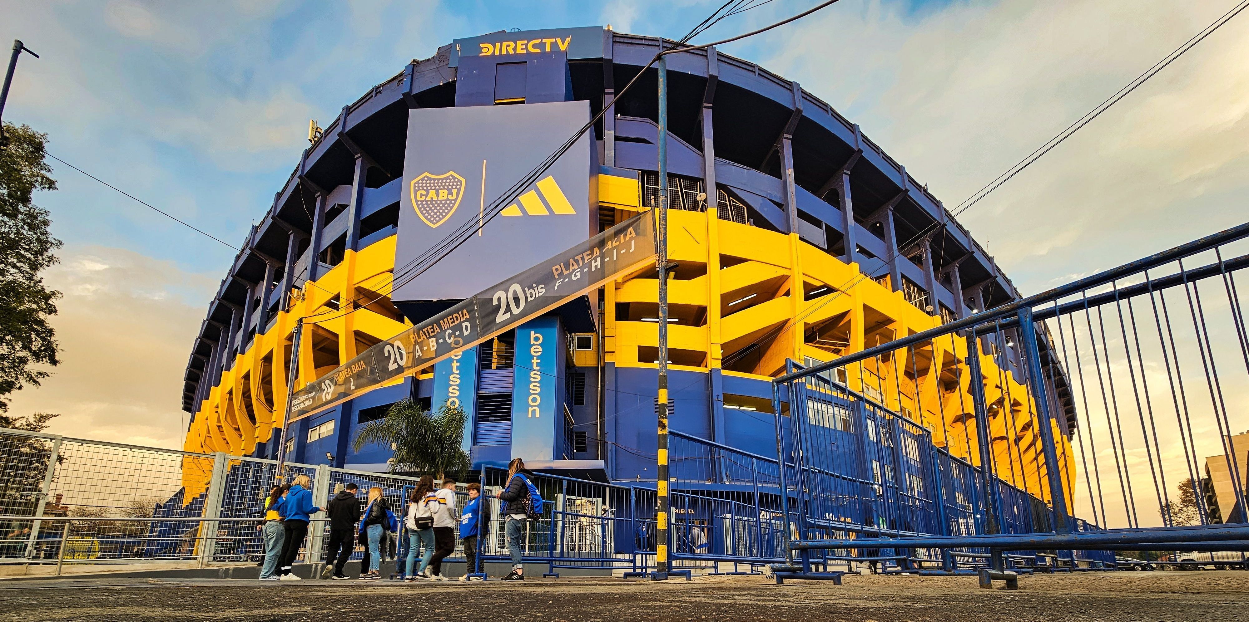Cruzeiro e mais nove: os brasileiros que já venceram o Boca na Bombonera