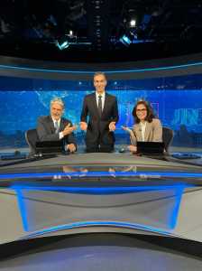 Tralli encerrou o JN ao lado de Bonner e Vasconcellos