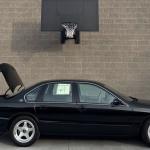 Astro da NBA exibe carro clássico dos anos 90, e baixa quilometragem impressiona