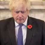 Deputados britânicos sancionam Boris Johnson por mentiras