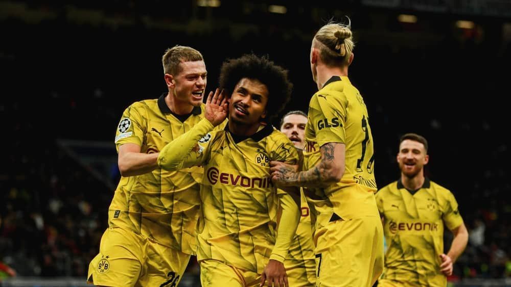 Borussia Dortmund ganha do Milan na Itália e garante vaga nas oitavas da Champions