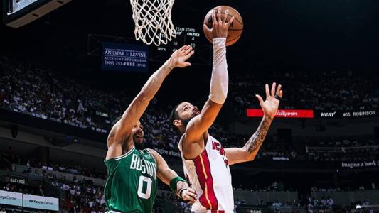Boston Celtics e Miami Heat duelam pelo quinto jogo da final da Conferência Leste da NBA
