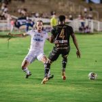 Fortaleza só empata com Botafogo-PB e vê Bahia disparar em grupo do Nordestão