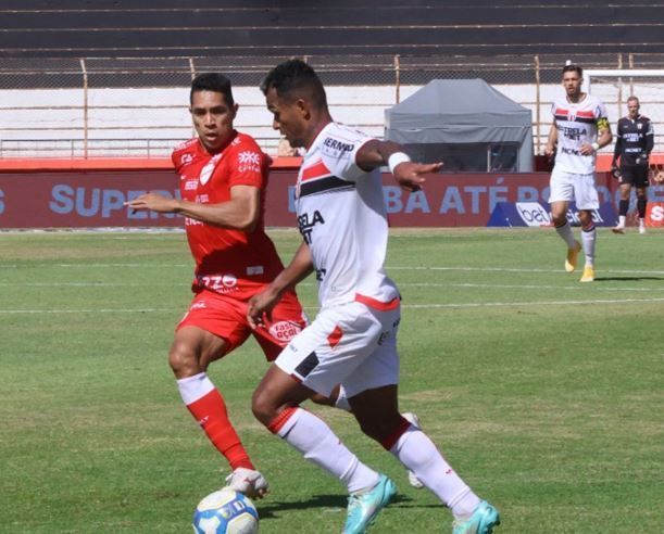 Com golaço, Botafogo-SP derrota Vila Nova-GO e deixa a Z4 da Série B