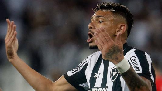 Botafogo chegou ao quarto jogo sem vitória no Brasileiro