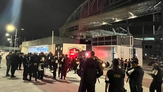 Botafogo deixou o estádio com policiamento reforçado