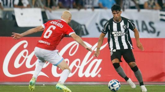 Botafogo e Magallanes empataram em 1 a 1 nesta quinta, no Nilton Santos, pela Sul-Americana