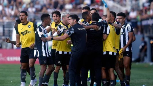 Botafogo empatou por 2 a 2 com o Red Bull Bragantino, sem marcar no 2º tempo