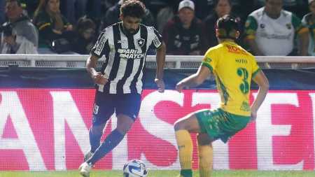 Botafogo foi superado pelo Defensa y Justicia-ARG por 2 a 1