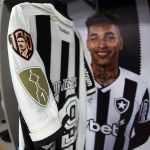 Escalação do Botafogo: Renato Paiva faz mudança no ataque contra Estudiantes