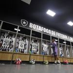 John titular? Ancelotti define escalação do Botafogo contra a LDU