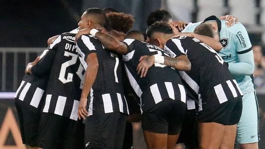 Botafogo tem mais de 60% de chance de conquistar o Brasileirão