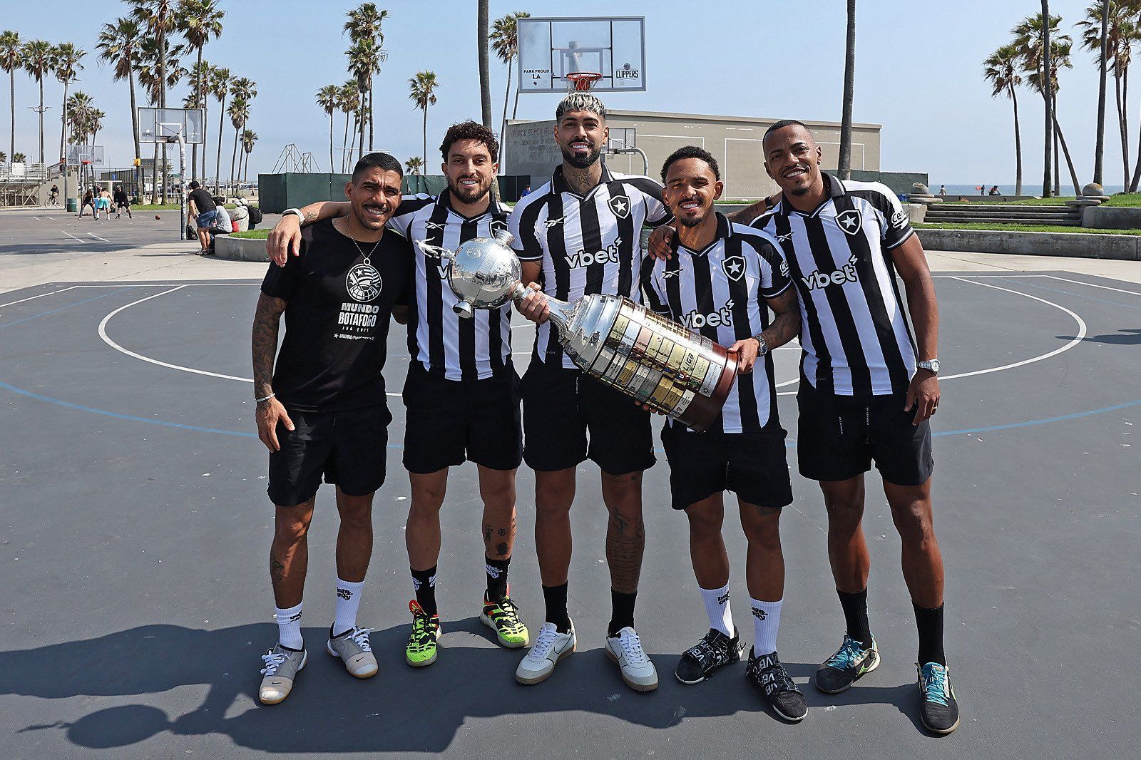 Botafogo regulariza cinco reforços e terá elenco completo no Mundial de Clubes