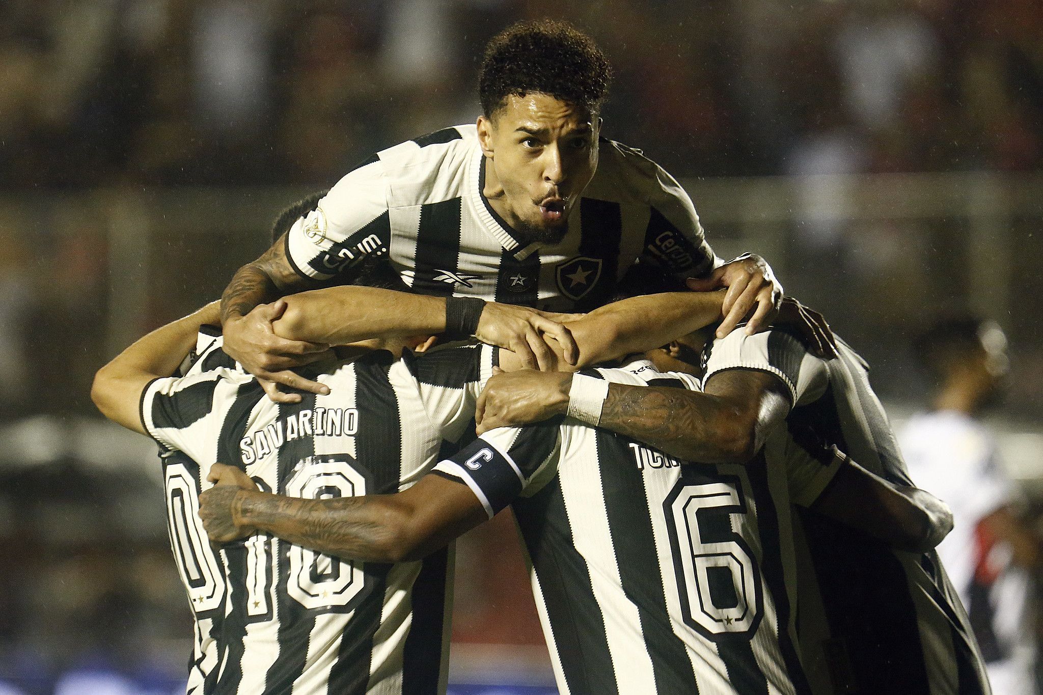 Vitória 0 x 1 Botafogo: veja gol e melhores momentos pelo Brasileiro